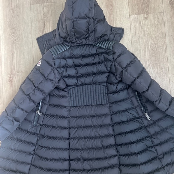 Moncler Talev Long Down Coat - Authentic Size 0 - Picture 7 of 11